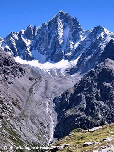 Dme de Neige des crins (4015 m) - Face nord-ouest du Dme et Glacier de Bonne Pierre