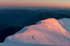 Mont-Blanc - Montée au Dôme du Goûter - Lever de soleil sur l'Aiguille du Goûter