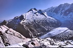 Tr la Tte - Aiguille de la Brangre (3425 m) et Dmes de Miage (3673 m) - Col Infranchissable (3349 m) - Mont Blanc (4808 m) - Aiguilles de Tr la Tte (3930 m)