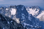 Barre des crins (4102 m) - Parcours de l'arte sommitale de la Barre - L'Ailefroide (3954 m), les Bans (3669 m), le Sirac (3441 m)