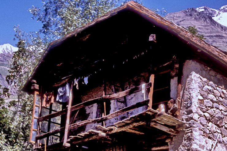Dormillouse - Les Enflous (1680 m) - Maison traditionnelle - Dtail