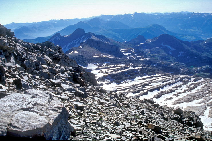 Tte de l'Estrop (2961 m) - Panorama en direction du sud