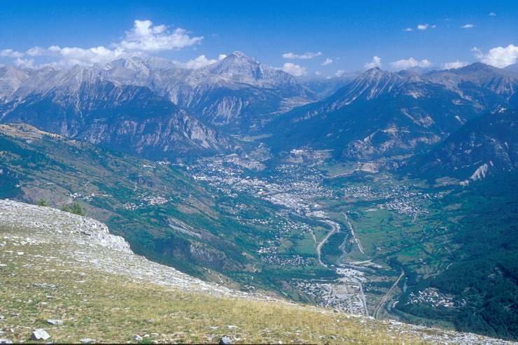 Tour de Montbrison - Croix de la Salcette (2331 m) - Bassin de Brianon - Mont Chaberton (3131 m) 