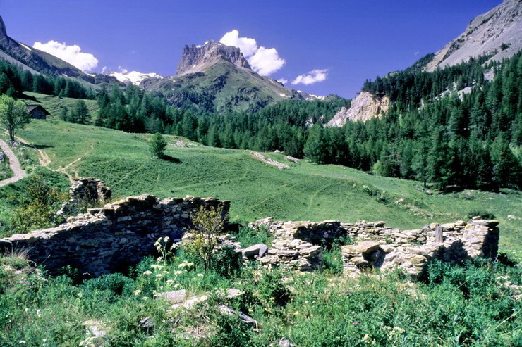 Valle troite -Les Serres (1800 m)